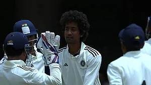 Photo: X | BCCI Domestic : India B players celebrating a wicket in the Duleep Trophy 2024.